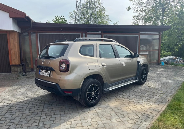 Dacia Duster cena 64900 przebieg: 62221, rok produkcji 2017 z Rymanów małe 79